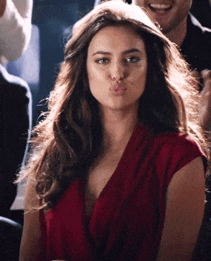 8万个女人,房子大,5个孩子,3个妈"是前女友内蕾达·加拉多"酸"c罗的话