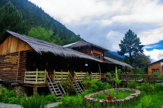 民族的主要特征是什么，民族特征属于什么（但你知道他们最具特色的建筑特色是什么吗）