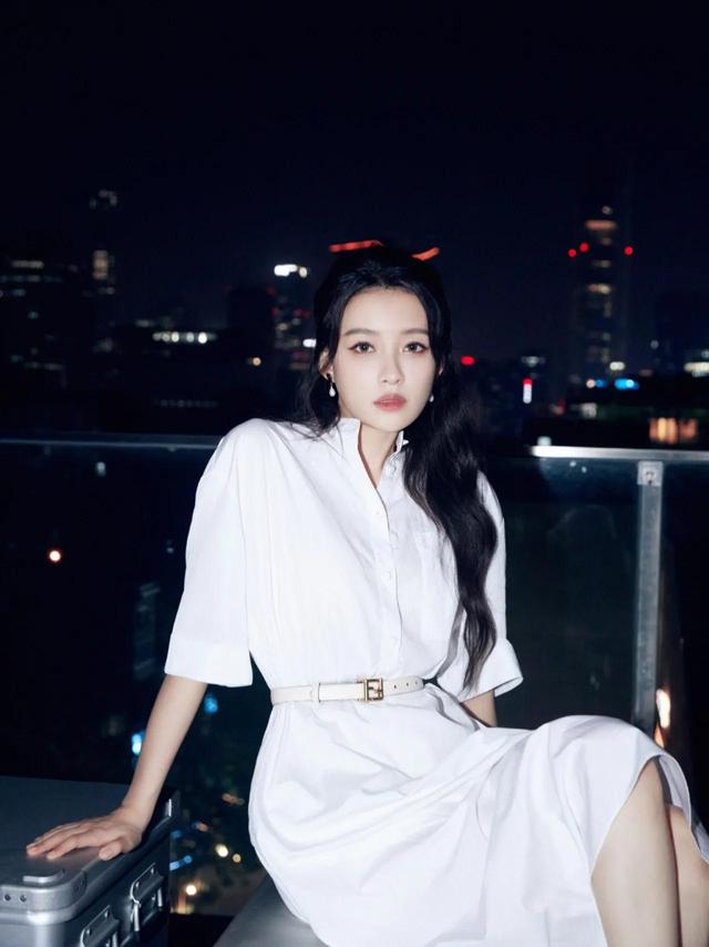 如何评价孙怡的长相，孙怡——天使面孔魔鬼身材