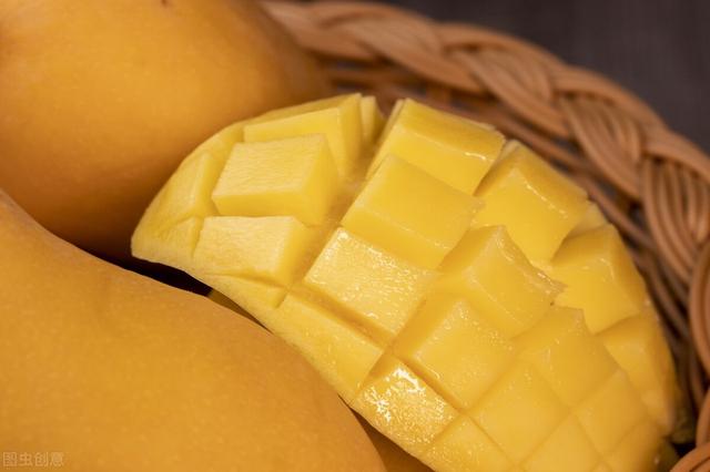贵妃芒和水仙芒哪种好吃，软糯香甜还是甜蜜爆汁（贵妃芒和水仙芒区别）