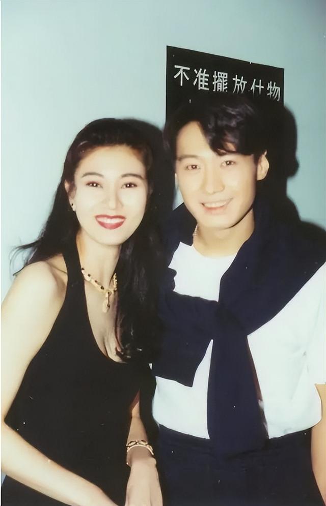 黎明女粉合照，流水的女神。盘点百搭天王黎明和美女们的合照。