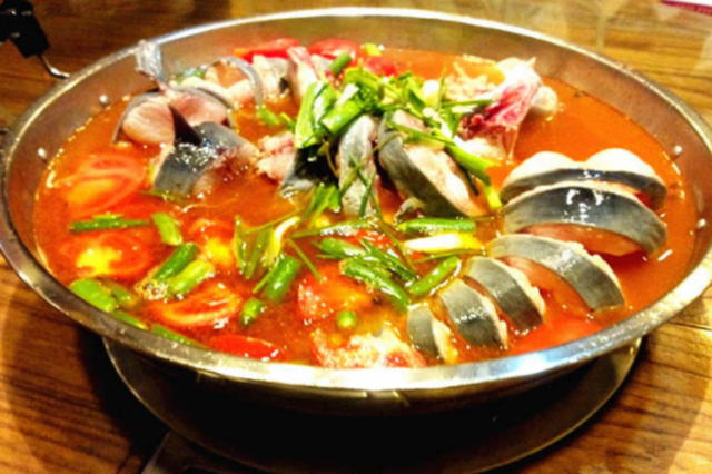 贵州萝卜酸汤制作方法，贵州酸萝卜做法（贵州酸汤，念念不忘的一口酸香）