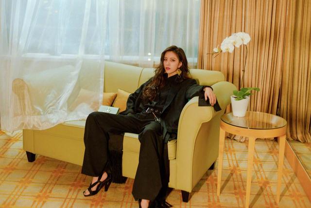 史上最尴尬的五位明星，这9位明星简直尴尬又可笑