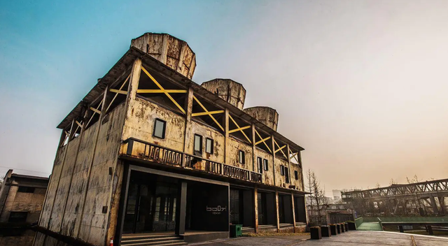 成都市内旅游攻略，成都市内一日游最全攻略（赏彩灯、品美食、聊历史）