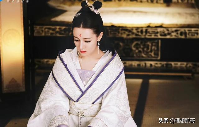 东华帝君和白凤九，三生三世枕上书白凤九和东华帝君在一起了吗（青丘白凤九和东华帝君）