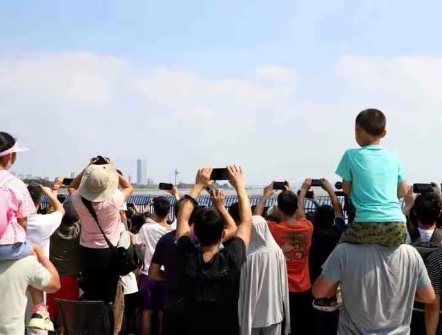 钱塘是指今天的什么地方，钱塘自古繁华的钱塘指哪里（见证天下第一奇观；现场观潮人山人海）