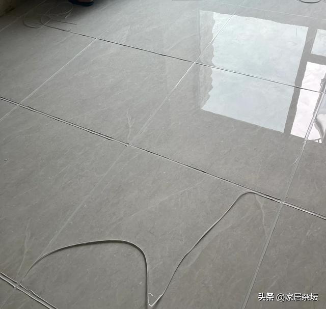 瓷砖美缝用什么材料好，瓷砖美缝用什么美缝剂好（这4点非常不可取）