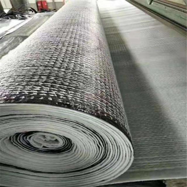 地面保护垫怎么铺，地面保护垫怎么铺贴（钠基膨润土垫施工方法）