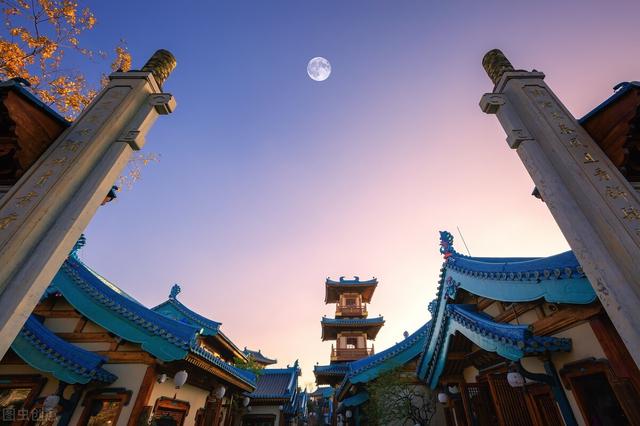 南京晚上哪里好玩的景点，上海旅游景点哪里好玩（共赴2022南京中秋佳节）