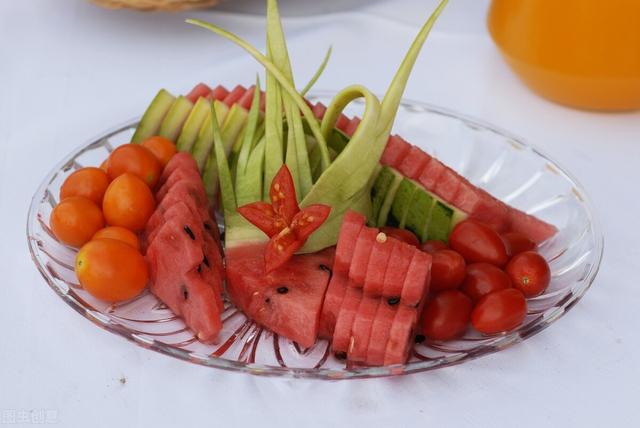 炎炎夏日清凉爽口的，小蝌蚪吃法（炎炎夏日必吃的十道的美食）