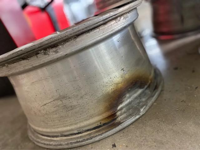 油压减震器，减震器原理图（搞来一辆“破烂不堪”的04年LC100）