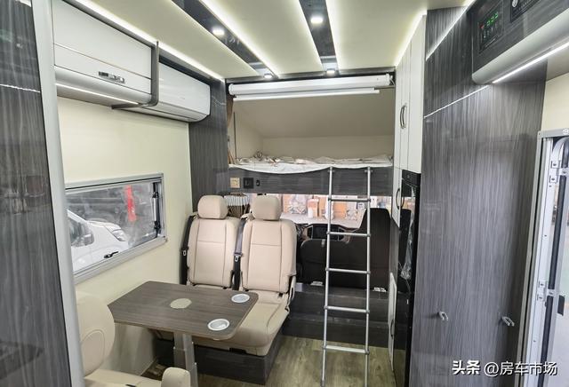 江铃jmc轻卡底盘房车，江铃JMC轻卡房车