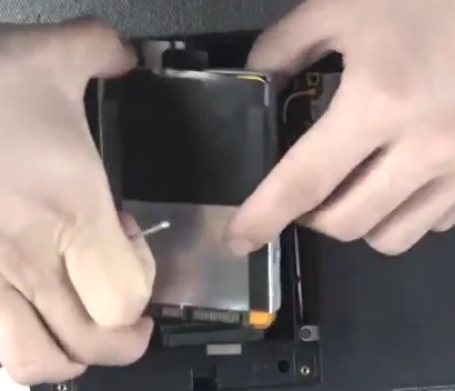 手提电脑开不了机，笔记本电脑开不了机的原因（笔记本电脑开不了机要查看什么位置）