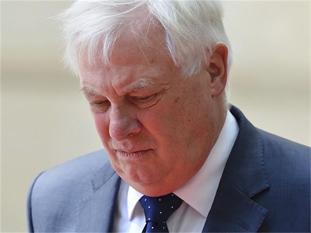 香港最后一任港督，最后一届港督是谁（“末代港督”彭定康落寞地回到英国）
