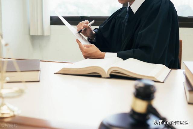 为什么不建议女生做律师，律师打官司输了还收费吗（35岁的检察院事业编制）