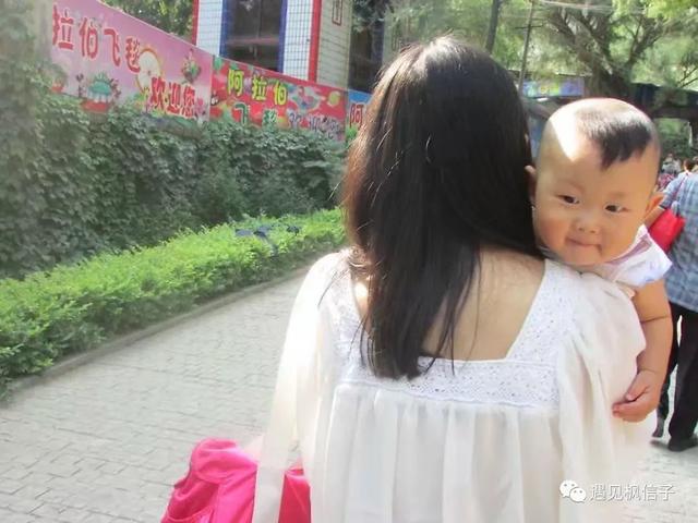 qq空间照片查看，空间照片详细介绍（无意间点进了QQ空间相册）