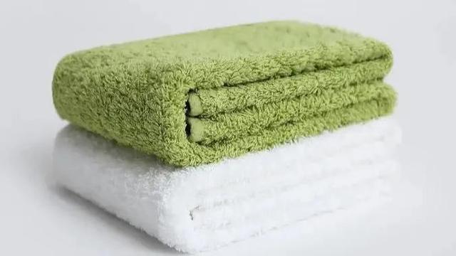 西瓜沾盐可以治疗嗓子发炎吗，西瓜沾盐可以治疗嗓子发炎吗视频（必须知道的9个生活小常识）