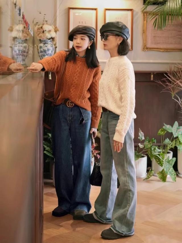 针织毛线马甲坎肩如何搭配好看，毛线坎肩怎么搭配衣服（终于找到适合普通人的“毛衣”穿搭）