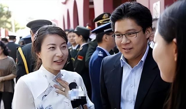 “跳水女皇”郭晶晶：婚礼连换12套百万礼服，过亿彩礼下嫁霍家