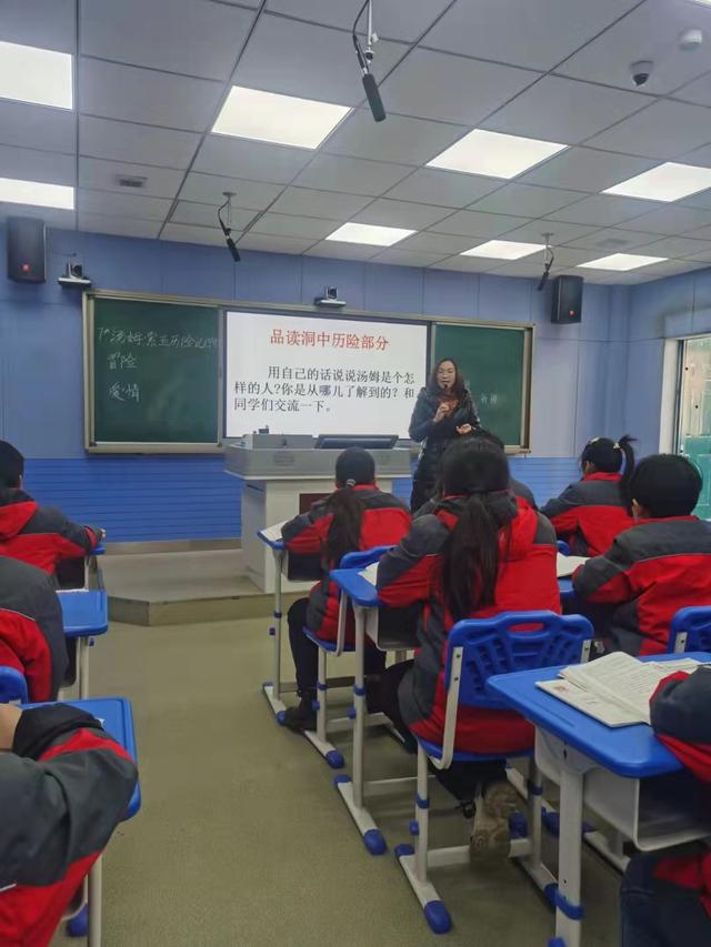 汤姆索亚历险记梗概，汤姆索亚历险记的梗概（彰显引领作用——《汤姆索亚历险记）