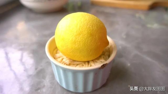 芝士是什么，芝士是什么梗（只需要牛奶和柠檬汁）