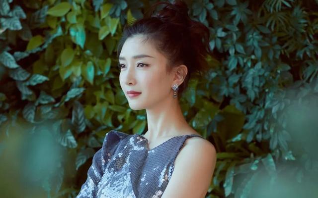 狮子女超级聪明，狮子女其实很精明（最让男人佩服的星座女）