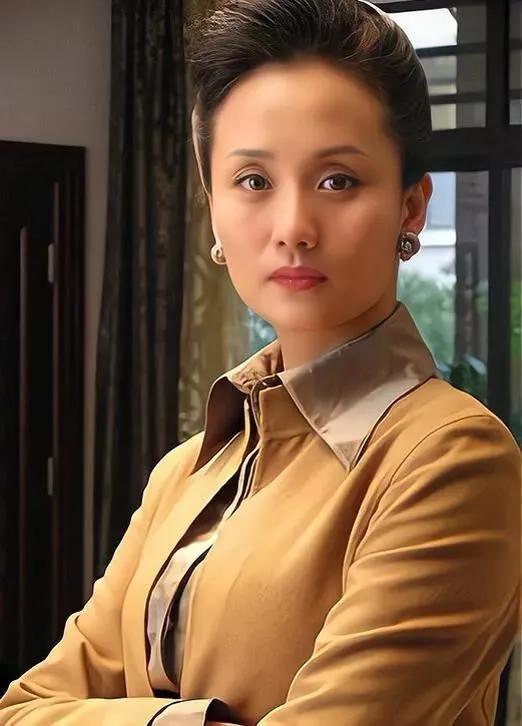 李颖个人资料简介，李颖个人资料（皮肤白皙紧致似少女）