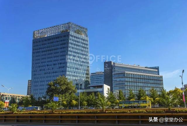 英蓝国际金融中心，圆柱木模板参与打造厦门英蓝国际金融中心项目（盘点北京租金前十的写字楼）
