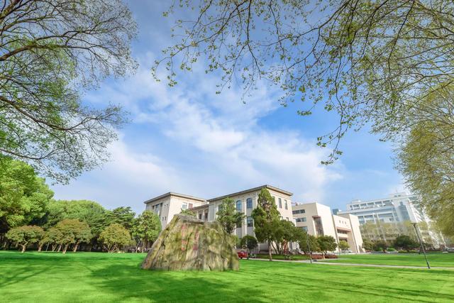 湖北大学全国排名，湖北大学学科评估结果排名（2022年湖北省大学排名最新出炉）