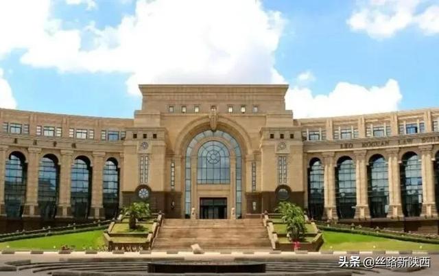 陕西省大学名单汇总：本科57所，专科39所；211八所（陕西57所本科学校）