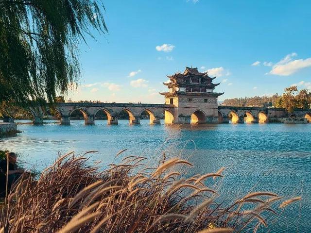 红河旅游攻略，云南红河旅游（云南红河州十二大旅游景点）