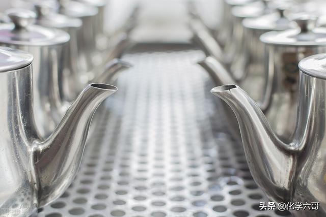 高硼硅玻璃是食品级吗，高硼硅玻璃是什么（我只用玻璃油壶）