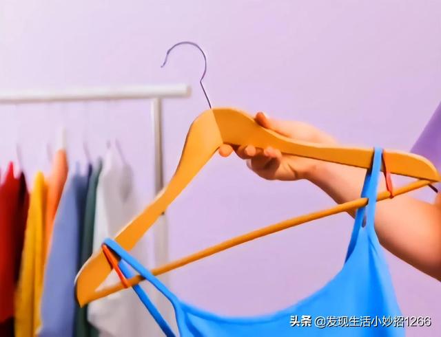 油渍弄衣服上怎么洗掉，衣服上的油渍怎么洗掉（分享12个生活小妙招）