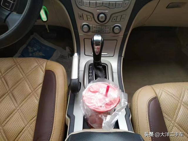 买二手车划算吗，买二手车划算吗（几年车龄的二手车才有性价比呢）