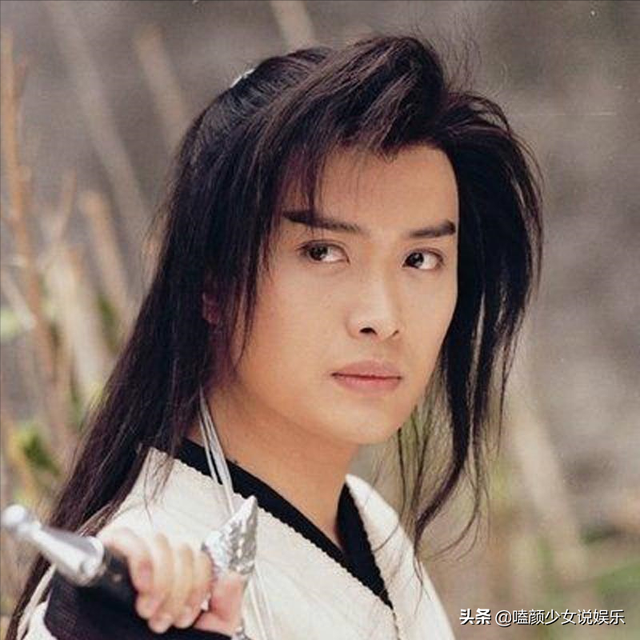 隋唐英雄传中单雄信是谁演的,隋唐英雄2单雄信扮演者(《隋唐英雄传》