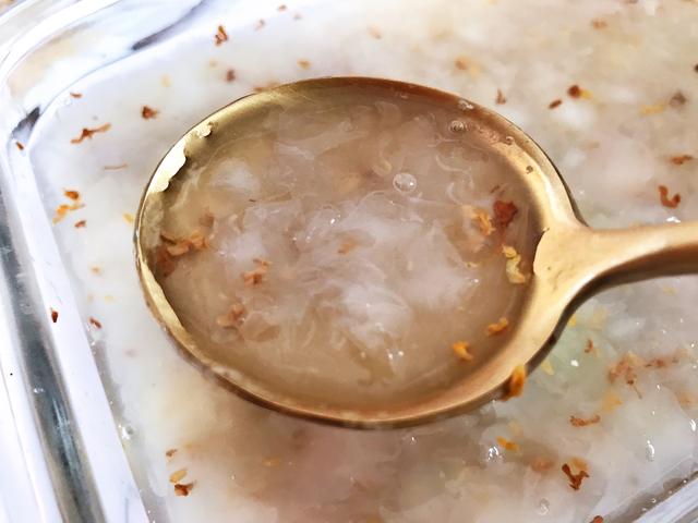 小米汤怎么做，正确熬小米粥的步骤（建议女人中年以后）