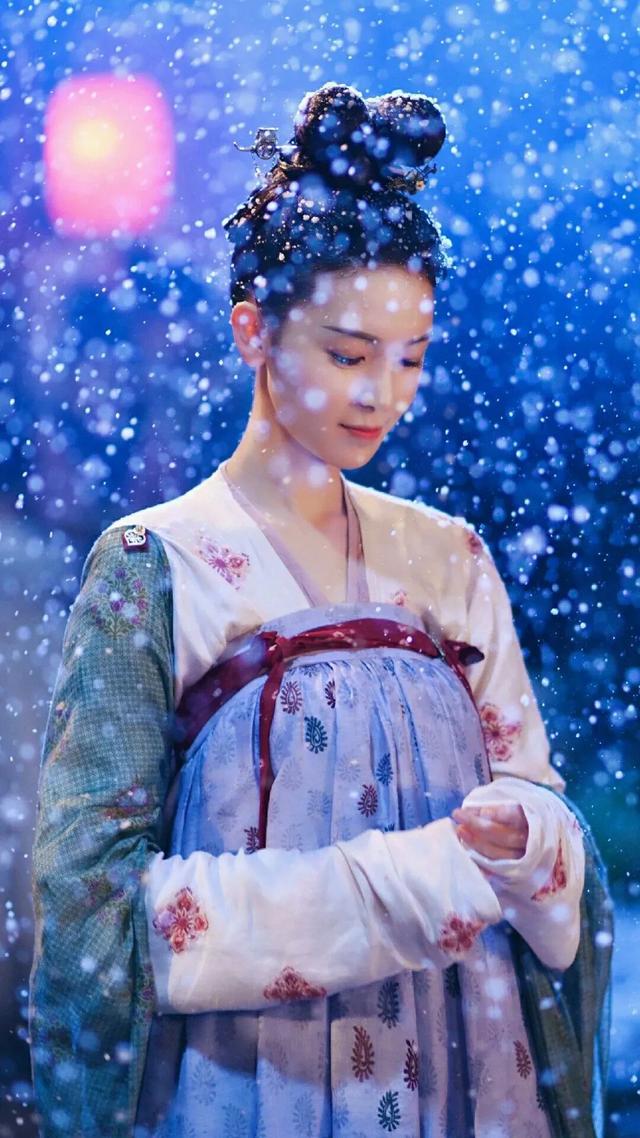 有气质女人晚安说说，有气质女人晚安说说图片大全（精选美女明星手机壁纸合集）