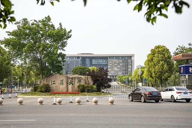 美术类大学排行榜，2018中国艺术类大学最新排名（这12所双非大学美术专业强悍）