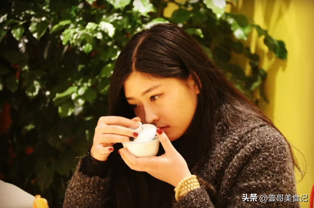 红茶可以放多久，红茶会过期吗（红茶的最佳饮用期）