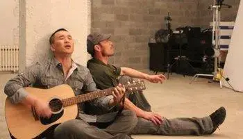 旭日阳刚资料，旭日阳刚的旭日阳刚（旭日阳刚：从地铁站唱到了央视）