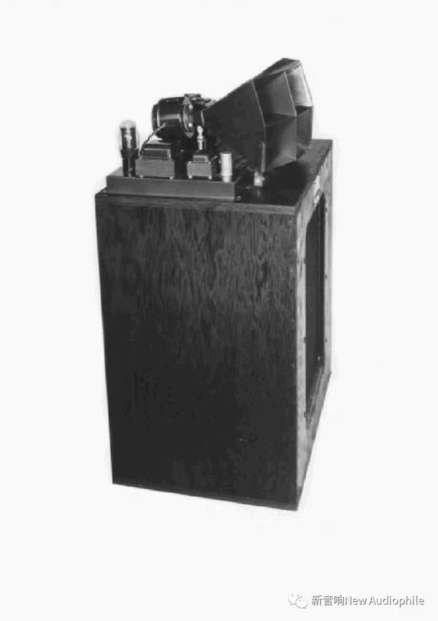 哈曼卡顿和jbl，jbl和哈曼卡顿是什么关系（经典永流传，不朽的JBL名箱）