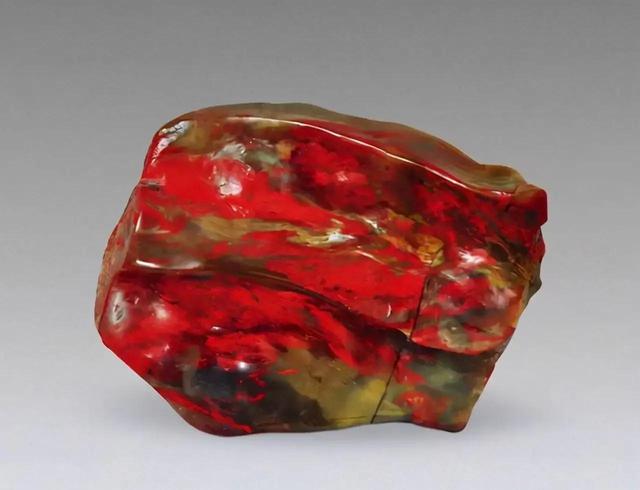 玉石的种类及特点，玉石的种类和特点（中国玉石大全<下>）