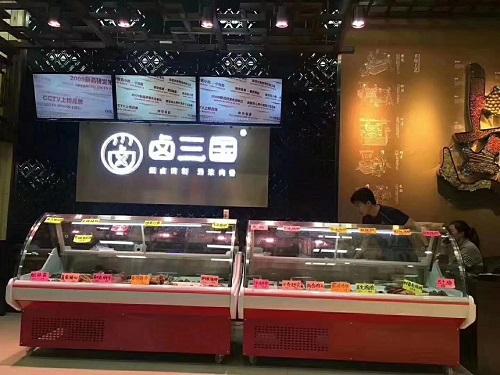 菜市场里面适合开什么店铺，菜市场开什么店好（适合开卤菜店的商圈和位置）