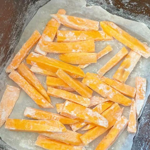 甘梅地瓜条的做法，甘梅地瓜条半成品做法（“离谱的食物搭配”）