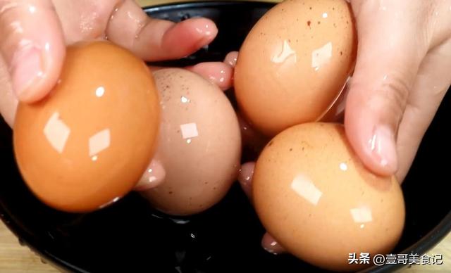 熟鸡蛋的家常做法，熟鸡蛋的家常做法大全（吃了30年的鸡蛋）