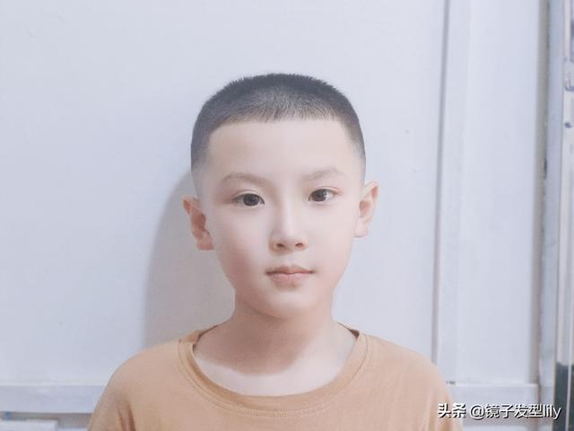 儿童发型男8一9岁发行图片