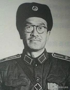 王洛宾生平简介，王洛宾生平简介黑木耳炒红萝卜的功效（晚年享受副师级待遇）