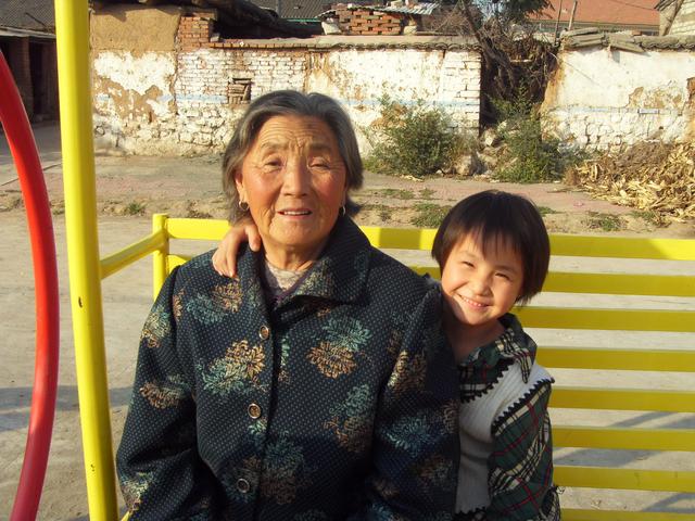 安慰逝者家人的暖心句子，安慰死者家属的暖心简短句子（至善至柔慈母心——母亲离世四七祭文）