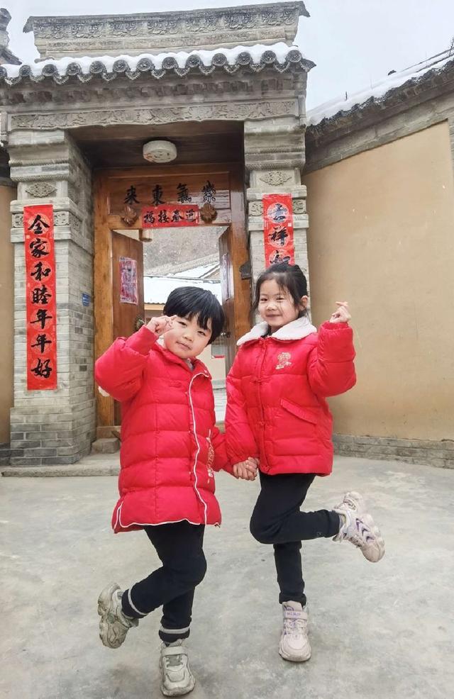 除夕幽默搞笑拜年祝福短信，除夕幽默搞笑拜年祝福短信图片（别样的年关 新春的慰语）