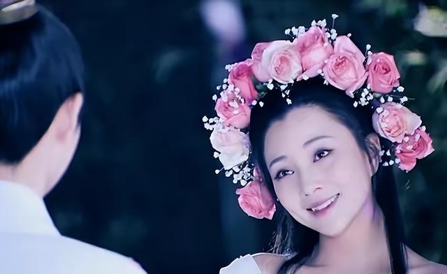 “排骨精”靠边站，丰腴美人才是真绝色，这10位女星美炸了